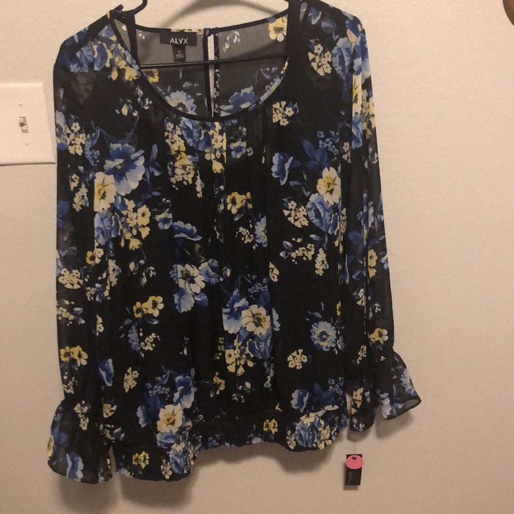 Alyx woman NWT blouse